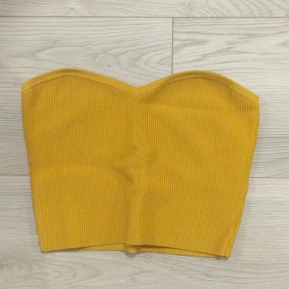 Aritzia Babaton Mustard Yellow Sculpt Knit Crop Top L - Picture 3 of 6
